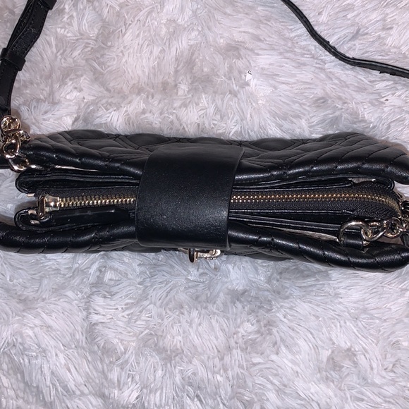 🖤BLACK GUESS HANDBAG🖤 - Picture 10 of 16